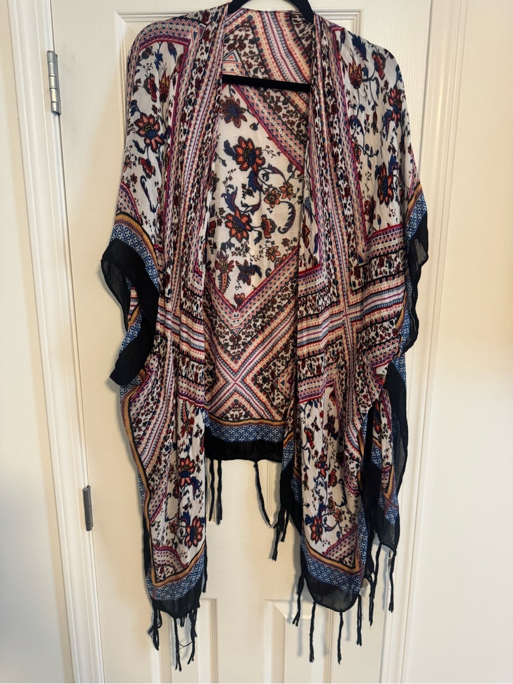 Boho Floral Fringe Kimono - Picture 2 of 3